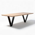 Eettafel van massief hout met zwart metalen poten 200 x 100 x 75cm